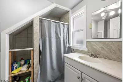 19 Entwistle Ave, Nutley, NJ 07110 - Photo 10