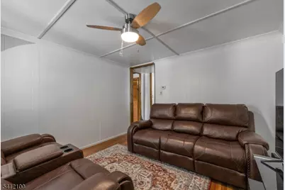 19 Entwistle Ave, Nutley, NJ 07110 - Photo 6