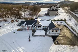 27 Sterling Dr, Wantage, NJ 07461 - Photo 6