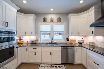 27 Sterling Dr, Wantage, NJ 07461 - Photo 16