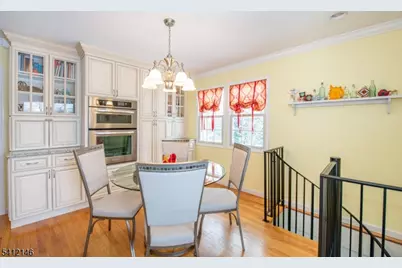 17 Iron Forge Rd, Parsippany, NJ 07054 - Photo 8