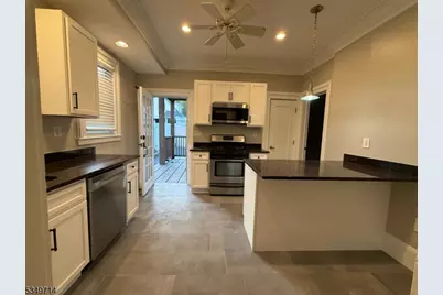 45 Park Ave, Summit, NJ 07901 - Photo 2