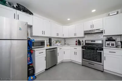57 Boston St, Newark, NJ 07103 - Photo 12