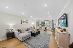 208 Fischer Ct, Rockaway Township, NJ 07834 - Photo 2