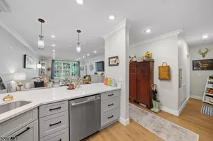 208 Fischer Ct, Rockaway Township, NJ 07834 - Photo 10