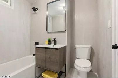 72 Lindsley Ave, Newark, NJ 07106 - Photo 12