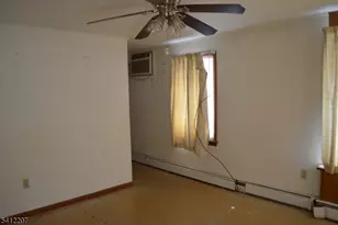 47 Lewis St, Phillipsburg, NJ 08865 - Photo 4