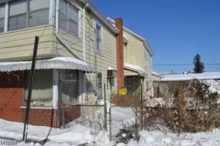 47 Lewis St, Phillipsburg, NJ 08865 - Photo 2