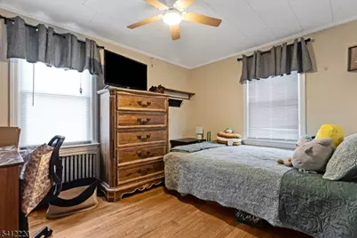 564 Spruce Ave, Garwood, NJ 07027 - Photo 16