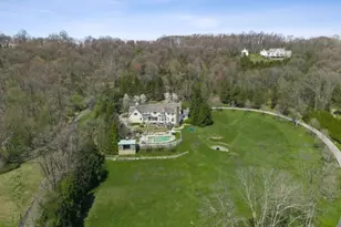 91 Mosle Rd, Peapack Gladstone Boro, NJ 07931 - Photo 2
