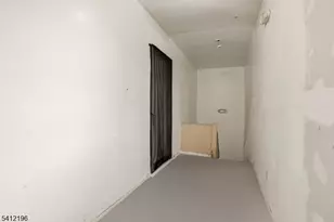 51 N 14th St, East Orange, NJ 07017 - Photo 8