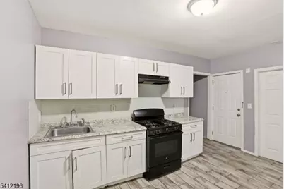 51 N 14th St, East Orange, NJ 07017 - Photo 22