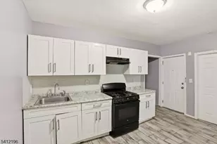 51 N 14th St, East Orange, NJ 07017 - Photo 22