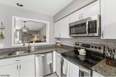 89 Wood Duck Ct, Allamuchy Township, NJ 07840 - Photo 6