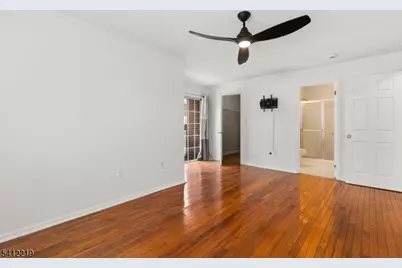 50 Pine St #9G, Montclair, NJ 07042 - Photo 22