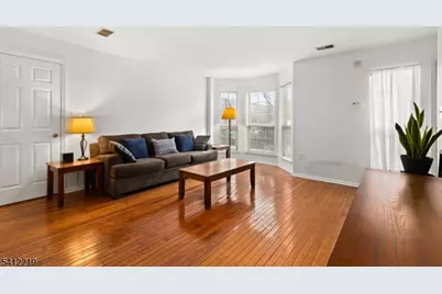 50 Pine St #9G, Montclair, NJ 07042 - Photo 2