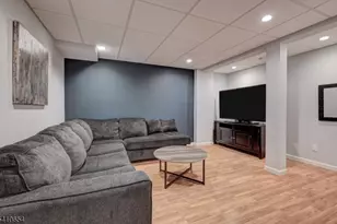 64 Cummings Cir, West Orange Township, NJ 07052 - Photo 22