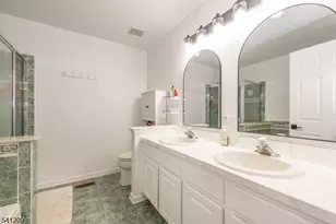 122 Riverwalk Way, Clifton, NJ 07014 - Photo 18