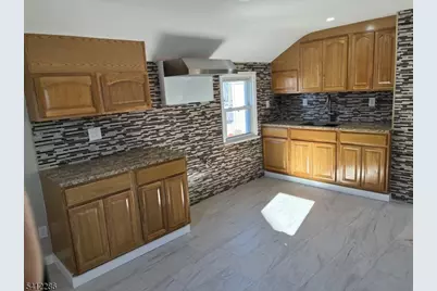 2 James Ct #2, Lodi, NJ 07644 - Photo 8