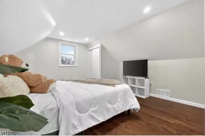 5 Lois Ave, East Brunswick Township, NJ 08816 - Photo 18