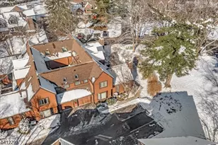 7 Valley View Dr, Bernards Township, NJ 07920 - Photo 32