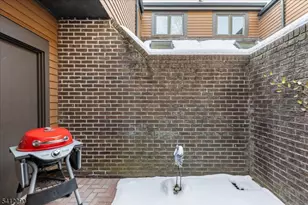 7 Valley View Dr, Bernards Township, NJ 07920 - Photo 10