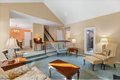 7 Valley View Dr, Bernards Township, NJ 07920 - Photo 6