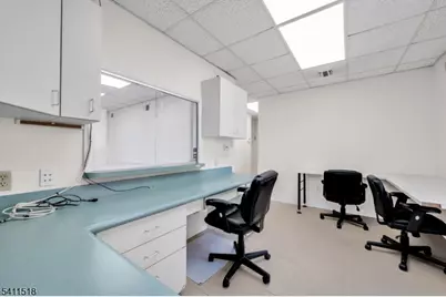 102 S Main St, Manville, NJ 08835 - Photo 8