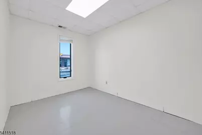 102 S Main St, Manville, NJ 08835 - Photo 26