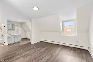 676 Chestnut St, Kearny, NJ 07032 - Photo 4