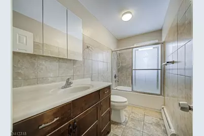 42 Mercer St, Carteret, NJ 07008 - Photo 24