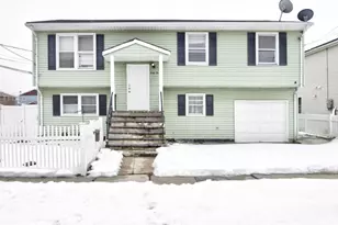 42 Mercer St, Carteret, NJ 07008 - Photo 1