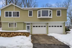 335 Elmira Trail, Hopatcong, NJ 07843 - Photo 4