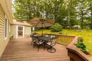 335 Elmira Trail, Hopatcong, NJ 07843 - Photo 38