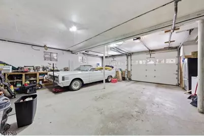 335 Elmira Trl, Hopatcong, NJ 07843 - Photo 34