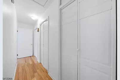 335 Elmira Trl, Hopatcong, NJ 07843 - Photo 22