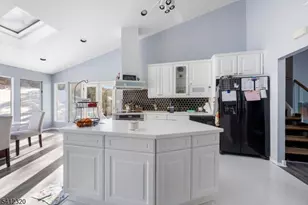 78 Roosevelt Ave, Woodbridge Township, NJ 07067 - Photo 4