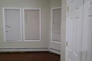 82 Ampere Pkwy, East Orange, NJ 07017 - Photo 16