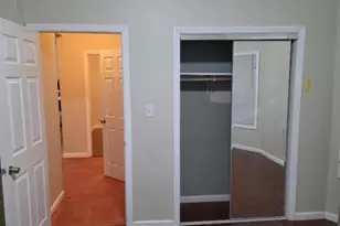 82 Ampere Pkwy, East Orange, NJ 07017 - Photo 10