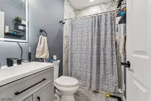 291 E 12th Ave, Roselle, NJ 07203 - Photo 10