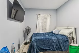 291 E 12th Ave, Roselle, NJ 07203 - Photo 6