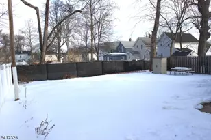 239 E 9th Ave, Roselle, NJ 07203 - Photo 10