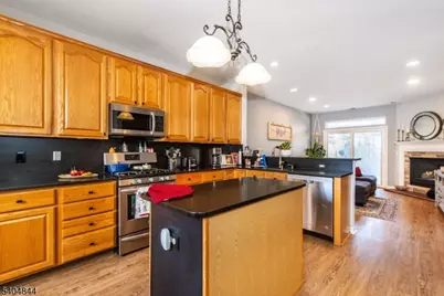 7 Hornbeam Way, Hardyston Township, NJ 07419 - Photo 10