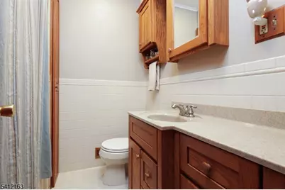 664 Summit Ave, Kenilworth, NJ 07033 - Photo 12