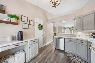 45 Fox Tail Ln, Hardyston Township, NJ 07419 - Photo 10