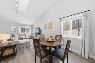 45 Fox Tail Ln, Hardyston Township, NJ 07419 - Photo 6