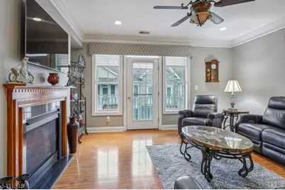 1010 Holly Ln, Cedar Grove, NJ 07009 - Photo 6