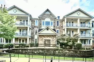 1010 Holly Ln, Cedar Grove, NJ 07009 - Photo 2