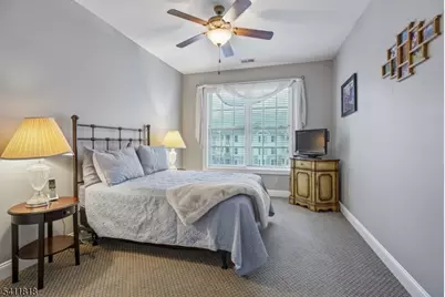 1010 Holly Ln, Cedar Grove, NJ 07009 - Photo 20