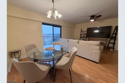 10 N Wood Ave #717, Linden, NJ 07036 - Photo 6